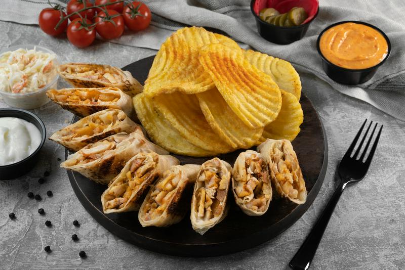 شاورما عربی مرغ (معمولی)